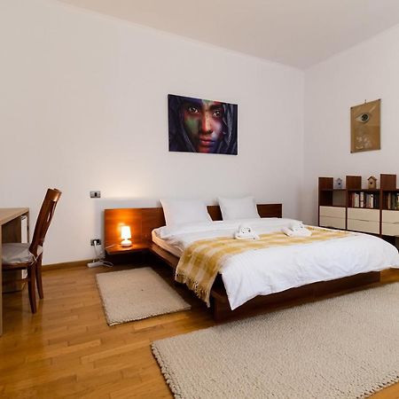 Residence 48 Beautiful Building Within Moments From The Old Town Of Brašov Exteriér fotografie