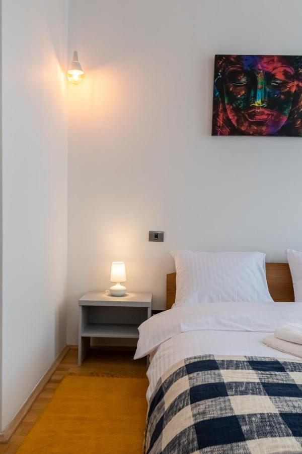 Residence 48 Beautiful Building Within Moments From The Old Town Of Brašov Exteriér fotografie