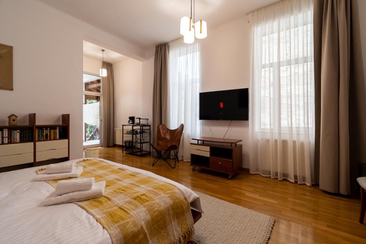 Residence 48 Beautiful Building Within Moments From The Old Town Of Brašov Exteriér fotografie