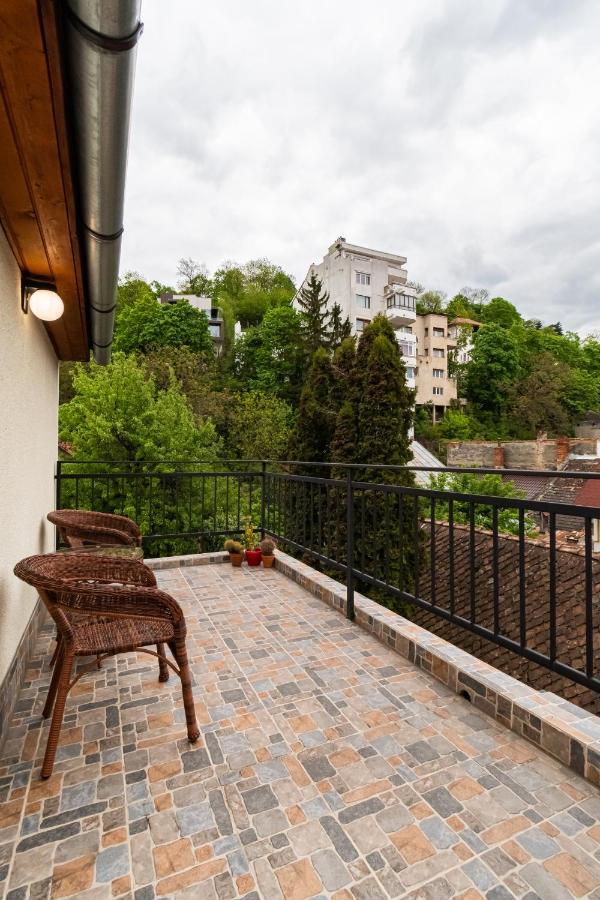 Residence 48 Beautiful Building Within Moments From The Old Town Of Brašov Exteriér fotografie