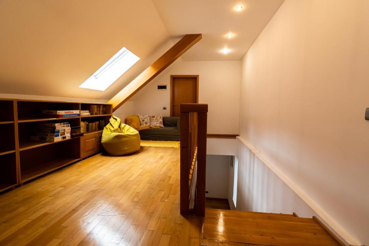 Residence 48 Beautiful Building Within Moments From The Old Town Of Brašov Exteriér fotografie