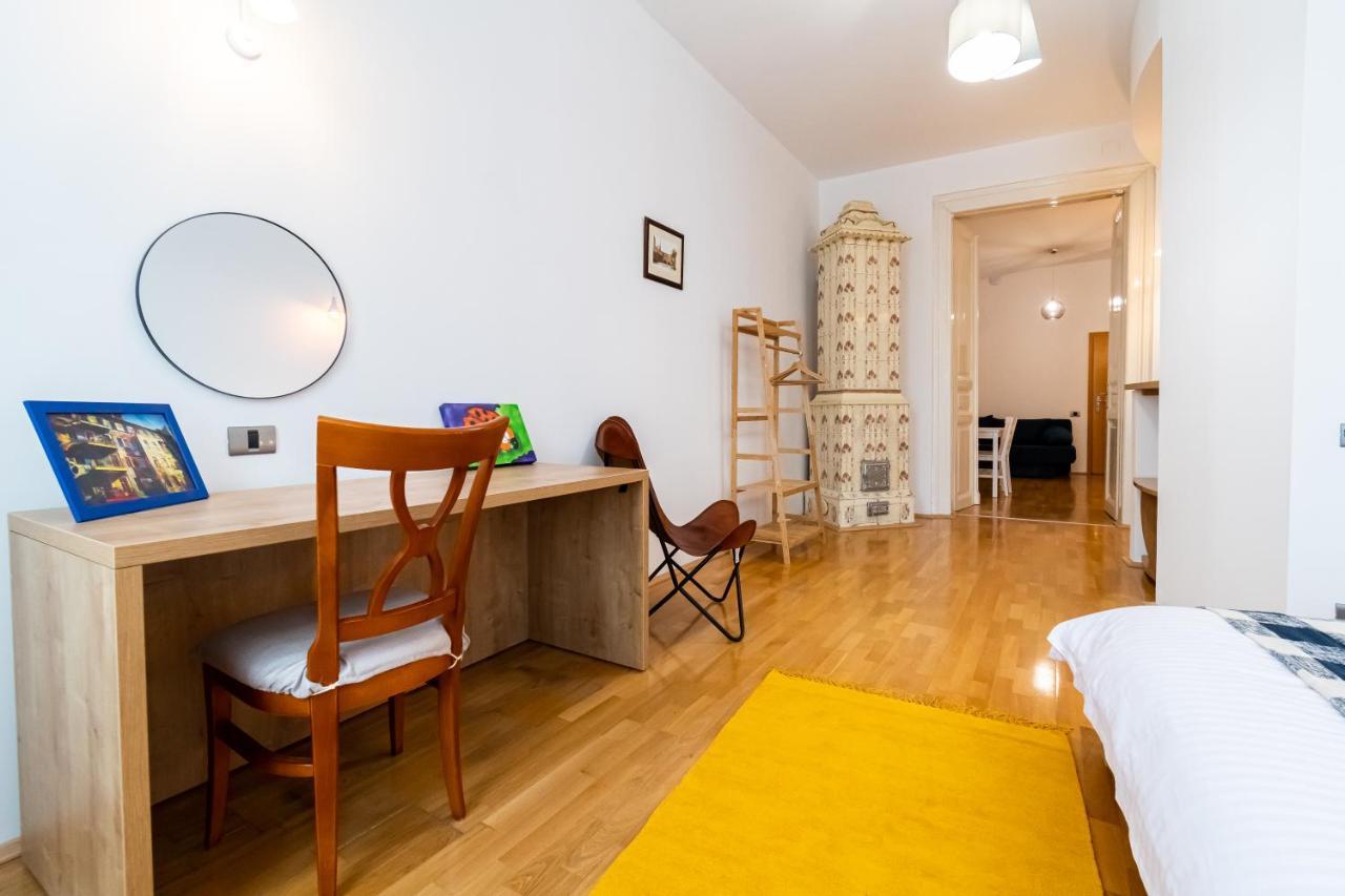 Residence 48 Beautiful Building Within Moments From The Old Town Of Brašov Exteriér fotografie