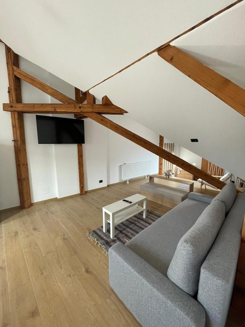 Residence 48 Beautiful Building Within Moments From The Old Town Of Brašov Exteriér fotografie